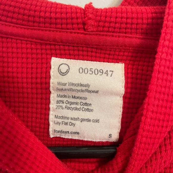 For Days Women’s Red Cropped Waffle Knit Hoodie size small organic & recycled - Picture 3 of 5